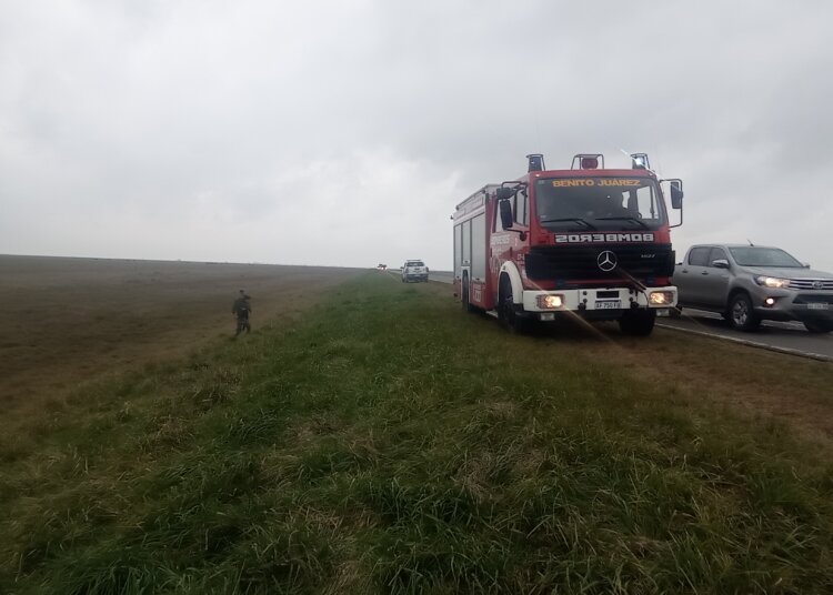 Despiste y vuelco sobre ruta nacional 3