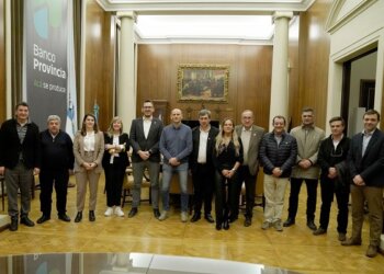 El Gobierno Provincial firma nuevos acuerdos de Provincia Leasing para Municipios