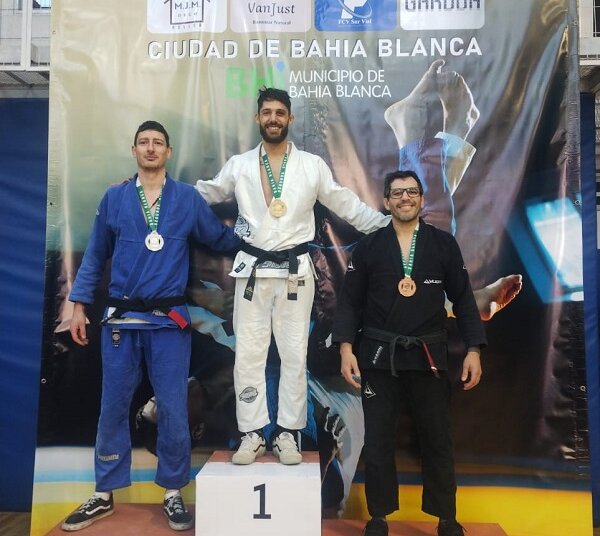 Roberto Saldivar logró el tercer puesto en la Serie Bonaerense de Jiu Jitsu