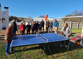 El Municipio entregó elementos deportivos a la Colonia de Adultos Mayores
