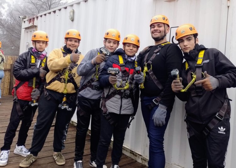 Los chicos del programa Envión disfrutaron del parque Aéreo