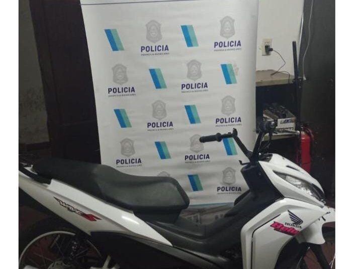 La policía juarense secuestró una moto con pedido de secuestro