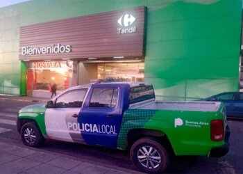 En Tandil y por rumores de saqueos refuerzan la seguridad en supermercados