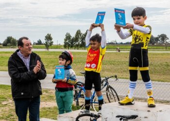 El Intendente Julio Marini acompañó la actividad ciclística