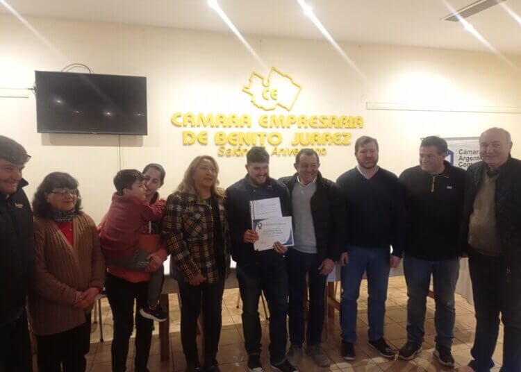 En el día de la Industria se entregaron los reconocimientos al Micro Empresario Emprendedor