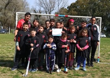 Las categorías formativas de Onas Hockey participaron del Encuentro de Loma Negra