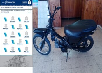 Personal policial secuestró una moto
