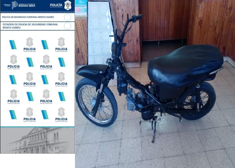 Personal policial secuestró una moto