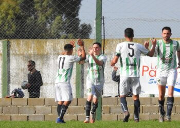 Con doblete de Santiago Arguello Argentino derrotó 2 a 1 a Defensores del Cerro