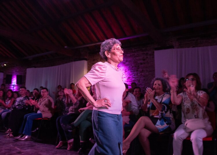 Modelos de Vida, se encendieron las luces, y todos brillaron llenos de vida