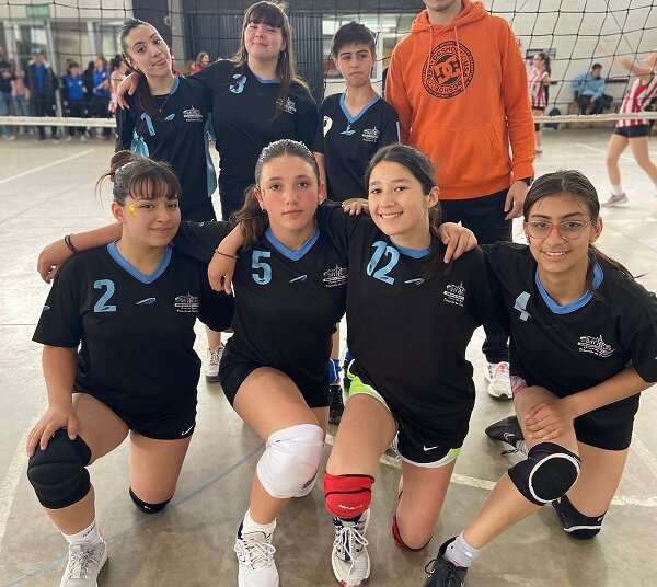 Más de 90 equipos participaron del Torneo Vóley Futuro, la Escuela Municipal presente