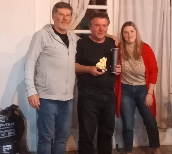 Badminton: se realizó la cena de cierre y se entregaron los premios a los campeones