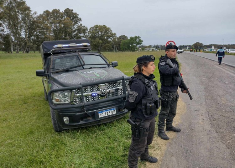Amplio operativo policial sobre ruta nacional 3