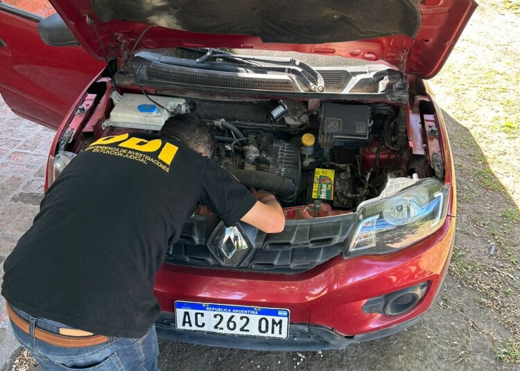 Se secuestró un vehículo que poseía pedido de captura
