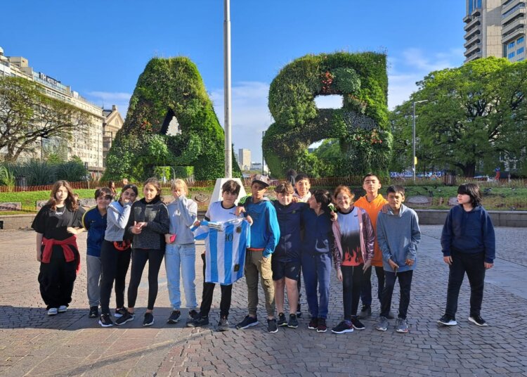 Los chicos de sexto año de la escuela 1 viajaron a Buenos Aires
