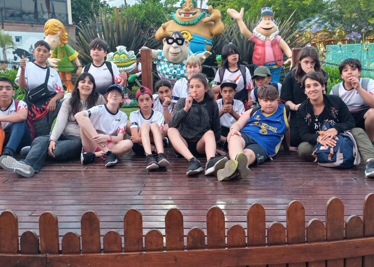 Los chicos de sexto año de la escuela 1 viajaron a Buenos Aires