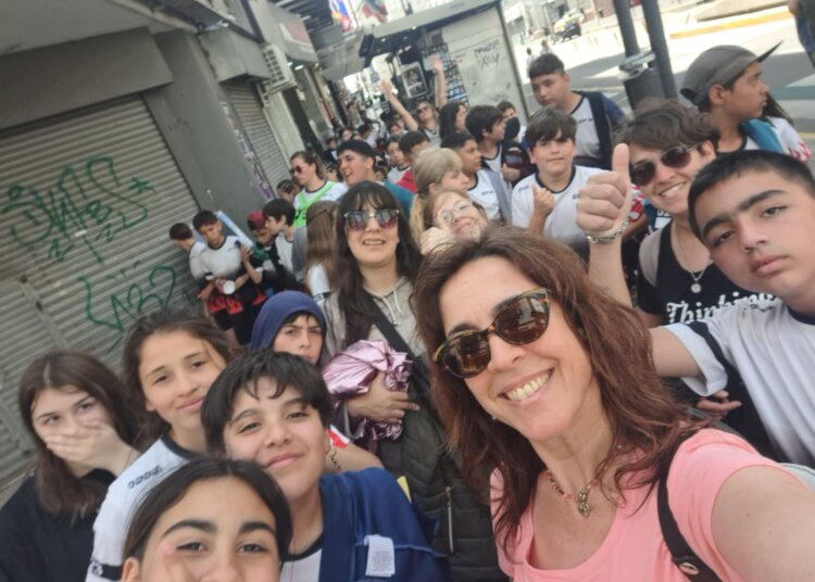 Los chicos de sexto año de la escuela 1 viajaron a Buenos Aires