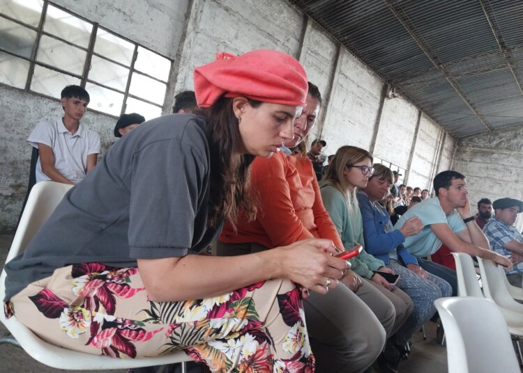 Muy buen marco de público acompañó la jornada ganadera a campo
