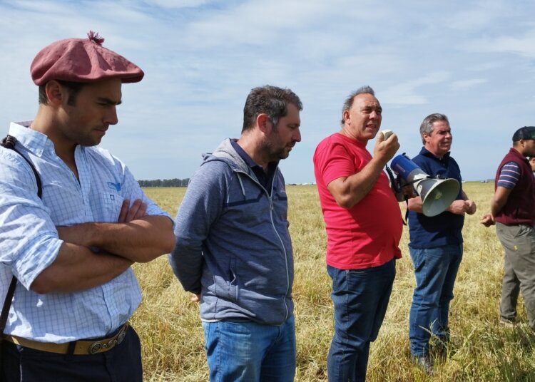 Muy buen marco de público acompañó la jornada ganadera a campo
