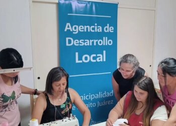 Capacitación en Moldería y Costura para el Proyecto Textil Manos de Barker
