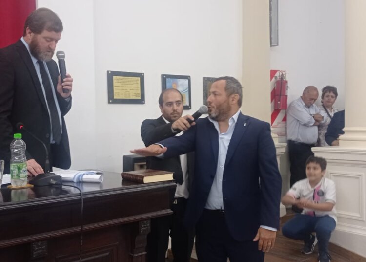 Sesión Preparatoria; luego de la jura, asumieron los nuevos concejales