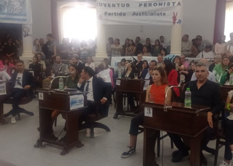 Sesión Preparatoria; luego de la jura, asumieron los nuevos concejales
