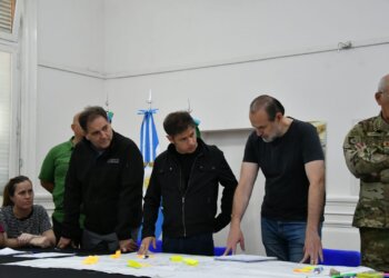 Llegan Milei y Kicillof a Bahía