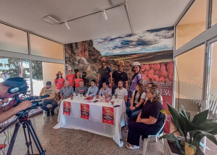 Lanzamiento de la 21° Edición de la Fiesta Provincial de la Frambuesa