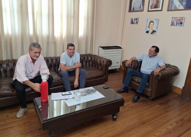 El intendente Julio Marini recibió a distintas instituciones