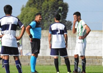 Argentino jugó un amistoso con Barracas de La Madrid el domingo