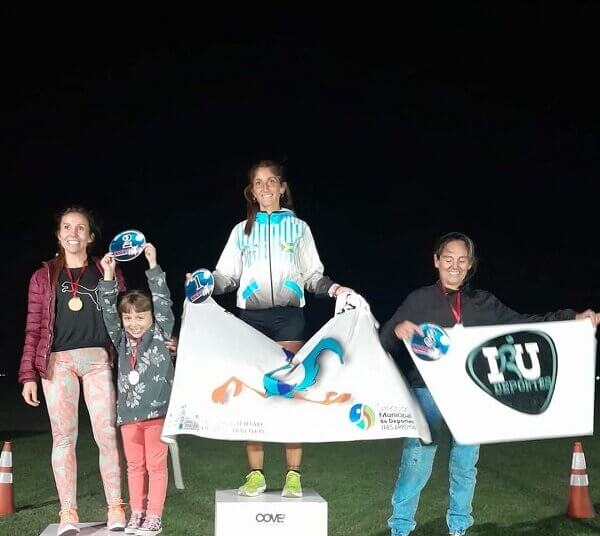 Cove Eventos Deportivos realizó su primera Carrera Nocturna en el Aero Club