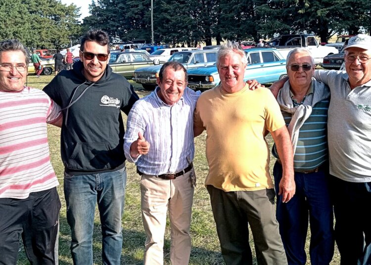 El intendente Marini acompañó la 4ta Juntada Fierrera de Mestizo Garage