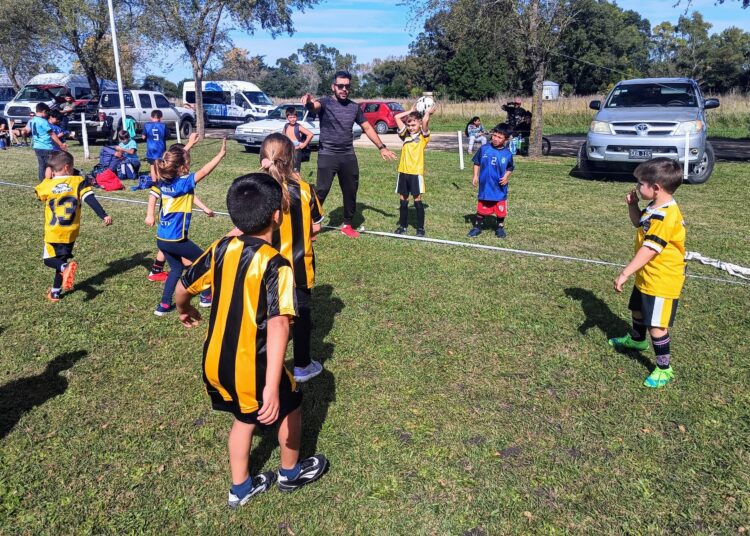 Se desarrolló el Encuentro de Fútbol Infantil en Tedín Uriburu
