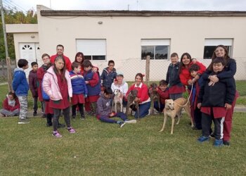 La Dirección de Bromatología recibió la visita de la Escuela Especial Despertares