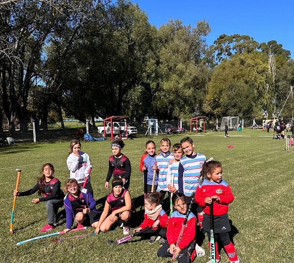 Juarense participó del Encuentro de Hockey de Los Cerros en Barker