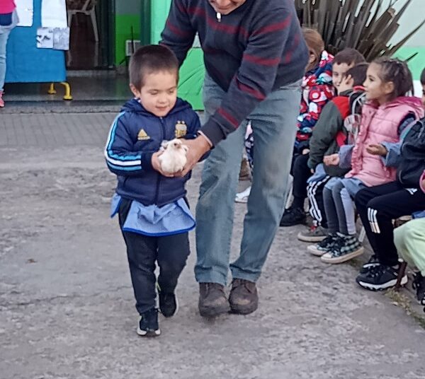 El Jardin 906 realizó un Desfile de Mascotas para agasajarlos en su día