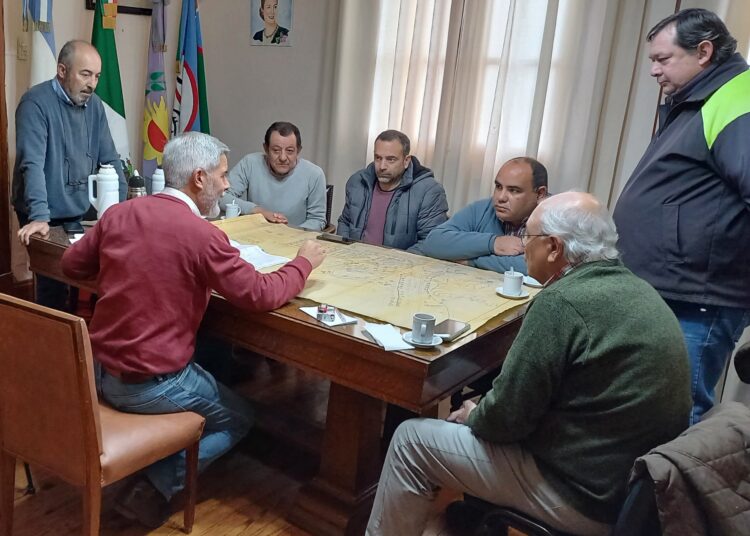 Reunión con funcionarios de la Cooperativa de Servicios Públicos de Barker