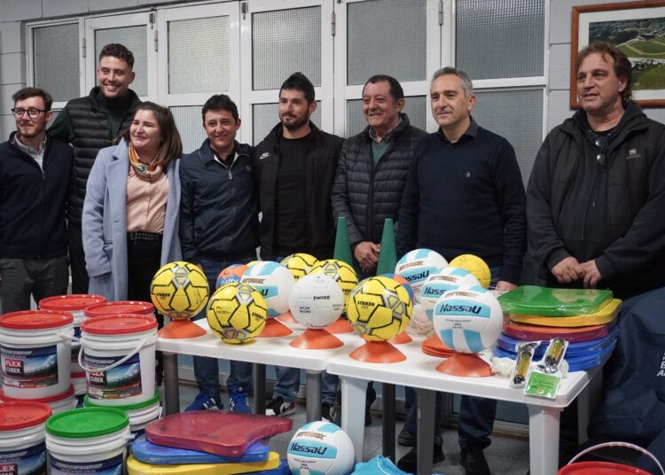 El ministro Andrés Larroque recorrió instituciones y espacios juarenses