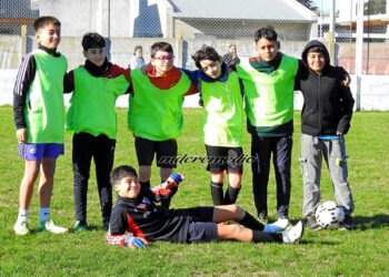 Juarense realizó un Encuentro Local de Fútbol con muy buena participación