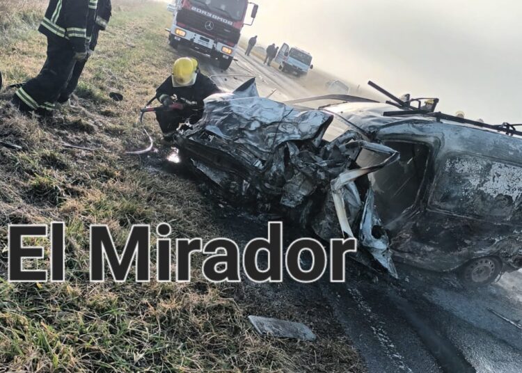 Choque frontal en ruta 3 deja como saldo dos fallecidos