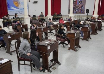 Construyendo Juventud – Talleres para adolescentes organizados por la Dirección de Juventud