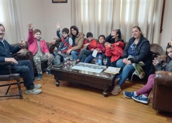 Niñas y Niños del Hogar Convivencial Cruz Del Sur visitaron el Palacio Municipal