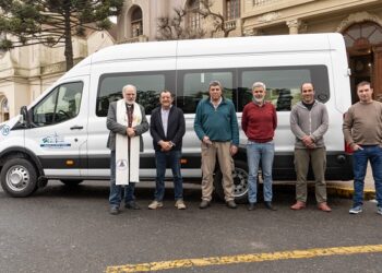 El municipio adquirió dos nuevas unidades combis 0km