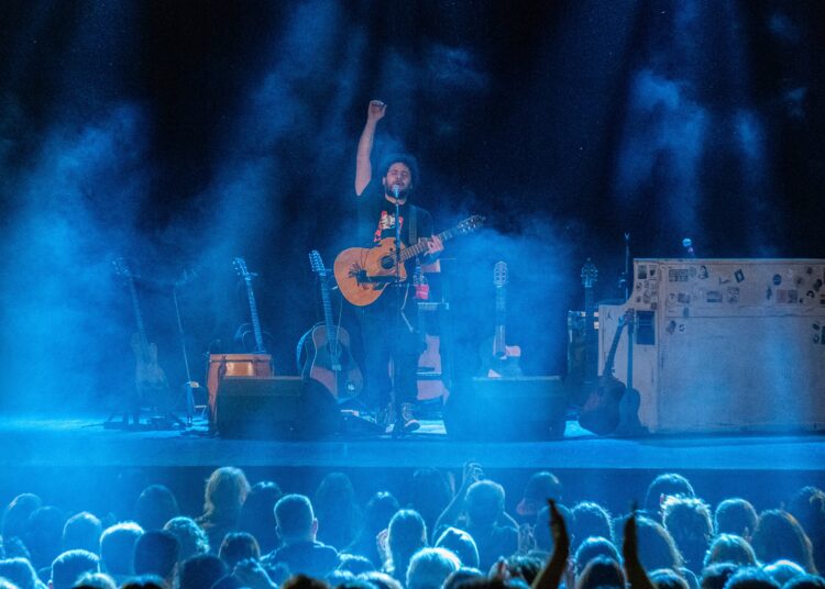 Así se vivió el show de Raly Barrionuevo en el Marinelli