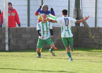 Argentino dejó escapar una chance única, perdió con Unión por 2 a 1