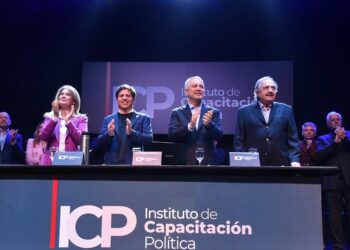 Kicillof y Alak inauguraron un Curso de Formación Política con cerca de 10 mil inscriptos