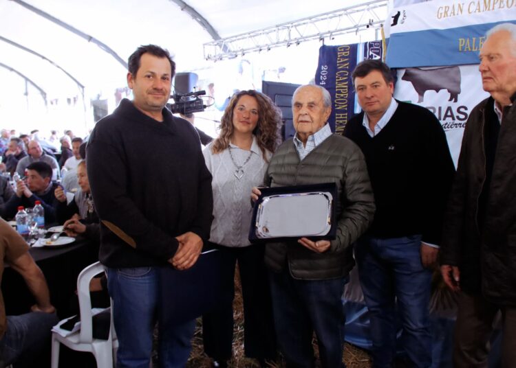 La Asociación de Productores reconoció a Cabaña Tres Marías