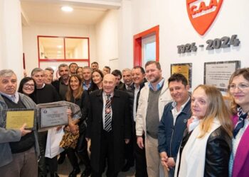 El Intendente Marini acompañó los festejos por el Centenario del Club Alumni