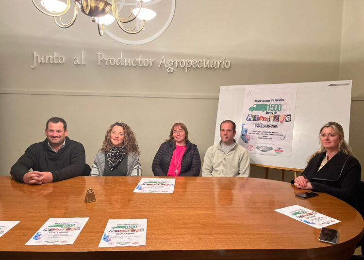 Se presentó la se presento la «Misión 1500 litros de aprendizaje»