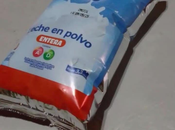 Desde el Concejo Escolar de Juárez, advierten no consumir la leche en polvo «Reina del Prado»